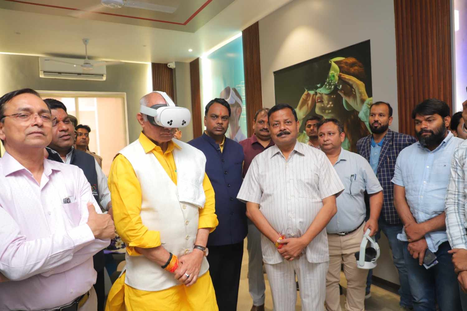 Future University Redefines Learning with Immersive AR and VR Innovation